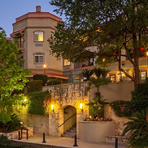 Hotel Indigo San Antonio Riverwalk