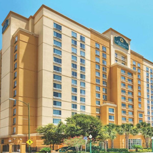 La Quinta Inn and Suites San Antonio Riverwalk
